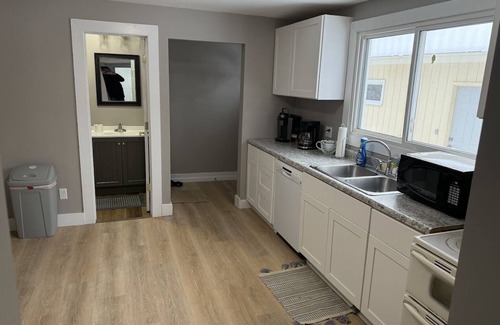 Ramsay House | Charming 3-bedroom house near snowmobile trails