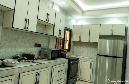 Bouvet Island House | Charming 3-bedroom house with AC, WiFi and security agent in Sanguera togo