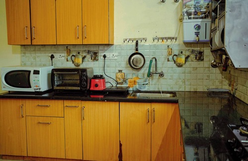 Bullawala Villa | Charming 3-bedroom pet friendly villa in Dehradun with Wi-Fi, AC and much more.