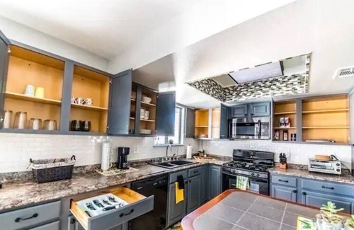 Highland Hills House | Charming 3 Bedroom retreat