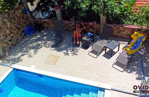Balchik Apartment | Charming 3-bedroom sea-view apartment in Balchik with pool, AC and fitness room