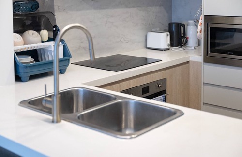Bruce House | Charming 3-bedroom townhome with AC, WiFi in tranquil Bruce, close to pink lake