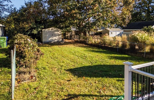 Saybrook Manor Cottage | Charming 3-bedroom cottage in Old Saybrook with AC, WiFi
