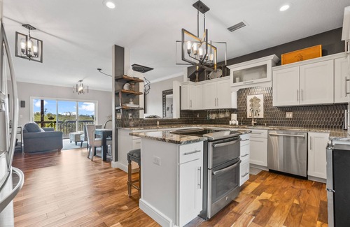 Ozona House | Charming 3-bedroom townhome on the water in pleasant Palm Harbor