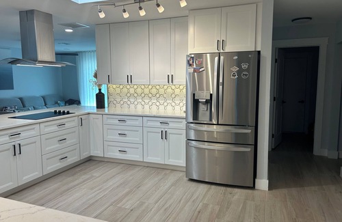 Rotonda Heights House | Charming 3-bedroom house with AC and water view in Rotonda West