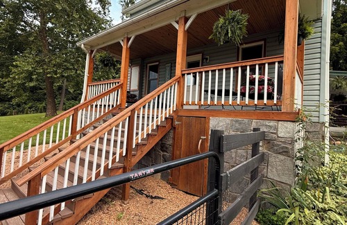 Star Tannery House | Charming 3 bedroom home in the beautiful Shenandoah Valley on the Cedar creek