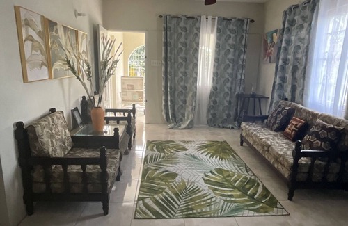Ocho Rios Villa | Charming 3-bedroom villa with WiFi and AC in Ocho Rios