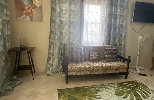 Ocho Rios Villa | Charming 3-bedroom villa with WiFi and AC in Ocho Rios