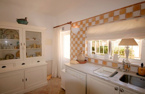 Meia Praia House | Charming 3 Bedroom Villa w/Private Pool in quiet area,200 meters to beach,A/C