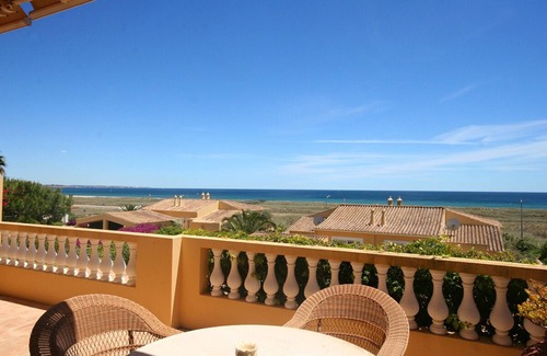 Meia Praia House | Charming 3 Bedroom Villa w/Private Pool in quiet area,200 meters to beach,A/C