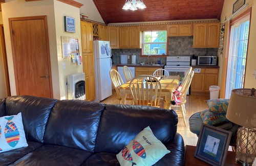 Put-in-Bay House | Charming 3-BR house w/golf, pool, WiFi, AC at pet friendly Middle Bass Island