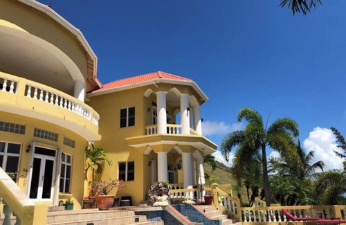 Frigate Bay Villa | Charming 3-bedroom villa with Breathtaking Ocean View