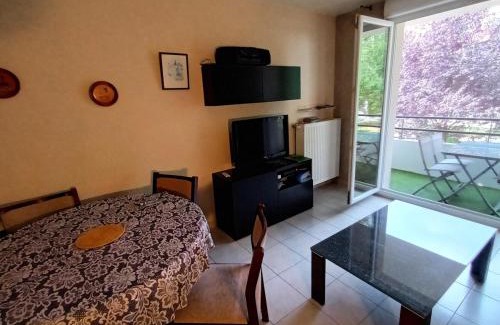 Barr Apartment | Charming 3-star furnished tourist accommodation in Barr