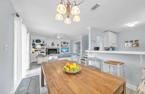 Gulfview Heights House | ☀️Charming 30A Home with Private Pool-Short Walk to Beach-Jini Jim Jams☀️