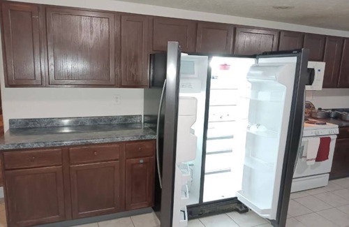 Waynesville House | Charming 3bd/2ba house in Waynesville with WiFi & AC, near FLW, Full Kitchen.