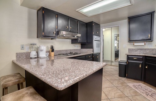 Rancho Oakey House | Charming 3Br 2Ba home located 5 mins to downtown!