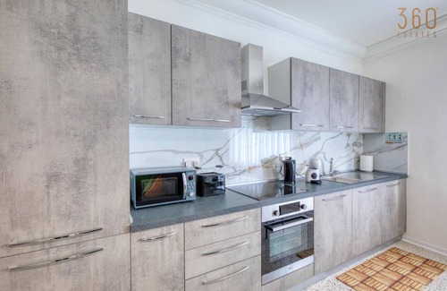 Swieqi Apartment | Charming 3BR Apt + City Views & WIFI in Swieqi