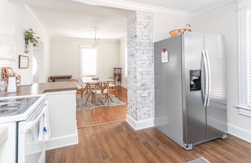 Lincolnville House | Charming 3BR Historic Lincolnville Home walkable to Old Town Historic District