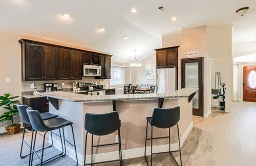Saginaw House | Charming 3BR Home Near Ft. Worth & Stockyards w/King Bed, Covered Patio & Grill