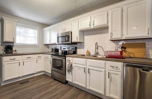 Smoketown Jackson House | Charming 3BR House w/Historic Flair by CozySuites