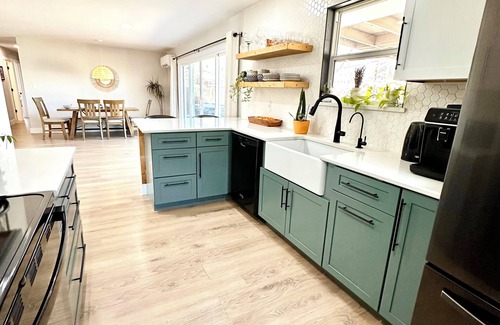 Cortez House | Charming 3BR In-Town Cortez Home w/Sauna & Mesa Views – Family & Pet-Friendly