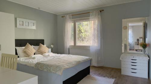 Kiiminki House | Charming 3BR Nature Retreat