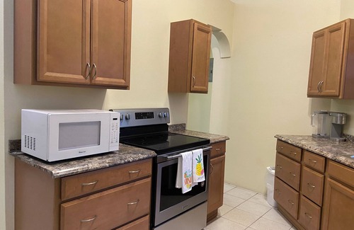 Altona House | Charming 4 Bed/2 Bath House in Charlotte Amalie