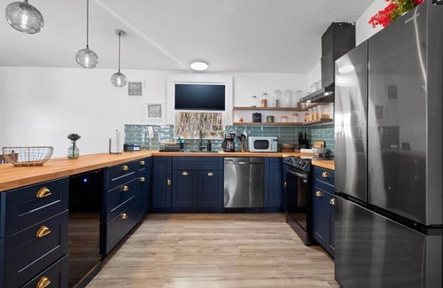 Palm Beach - West Palm Beach House | Charming 4-Bedroom Oasis in WPB