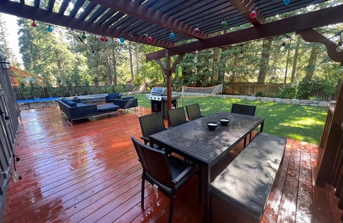 Comstock Acres House | Charming 4 bedroom, 3 1/2 bath Tahoe City home. Centrally located.