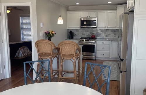 Biddeford Pool House | Charming 4-bedroom cape on Hills Beach Road