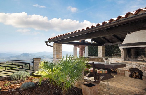 Vizinada House | Charming 4-bedroom country stone house in enchanting Vižinada with WiFi, AC