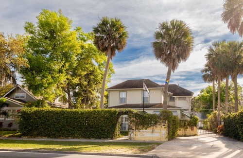 Eustis House | Charming 4-bedroom home in welcoming Eustis with WiFi, AC