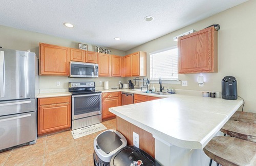 Northeast Raleigh House | Charming 4-bedroom house with huge back yard and AC in Raleigh, NC
