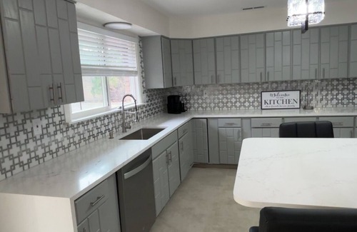 Gallup House | Charming 4-bedroom house with AC in Gallup
