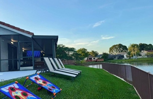 Plantation Villa | Charming 4-bedroom villa with AC and WiFi in serene Plantation