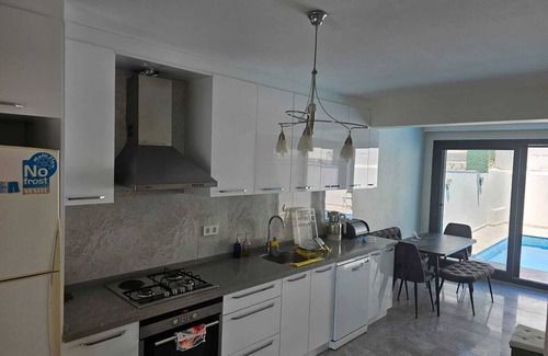 Cesme House | Charming 4-bedroom Villa with own Pool in delightful Cesme - Izmir