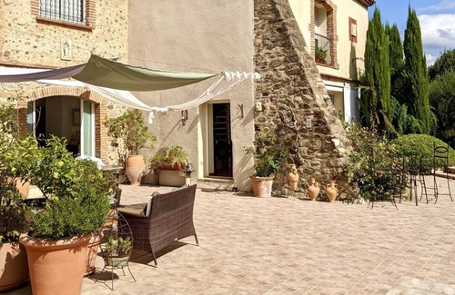 Saint-Michel-de-Llotes Apartment | CHARMING 4 STAR STUDIO IN MAS WITH SWIMMING POOL ON 8000M ² OF GARDEN 30 MINS FROM THE BEACHES