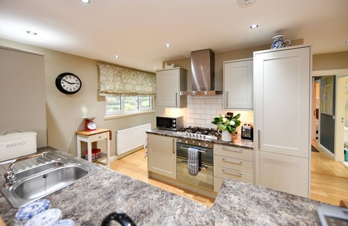 Portpatrick House | Charming 4* House. Sea Views. Next to Golf Course. 4 en suite bedrooms