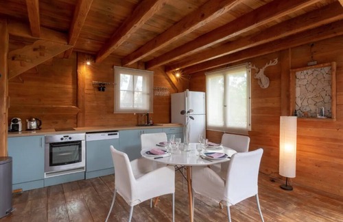Vendargues Other | Charming 4 * mas, contemporary, 20 mins from the beach for 12 people