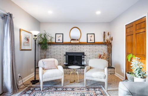 Thurston House | Charming 4BR Ann Arbor Home, Near Parks & Shops