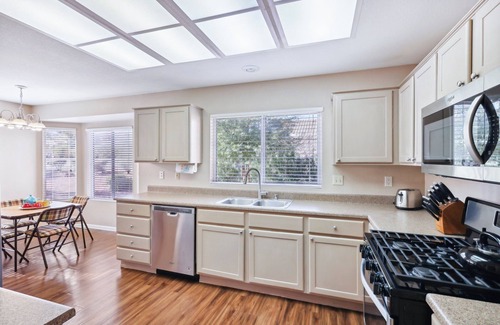 Summerlin House | Charming! 55+ Sun City Summerlin Active-Adult Resort Community by Del Webb