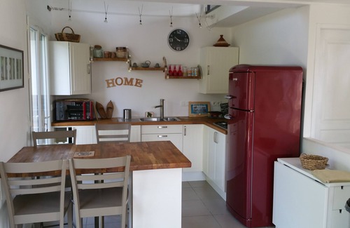 Meschers-sur-Gironde House | Charming and Comfortable accommodation with a spa