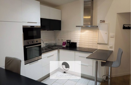 Montpellier-Centre Apartment | Charming air-conditioned apartment, quiet location with outdoor area