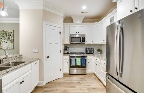 Owens Cross Roads House | Charming Alabama Retreat w/Private Patio!
