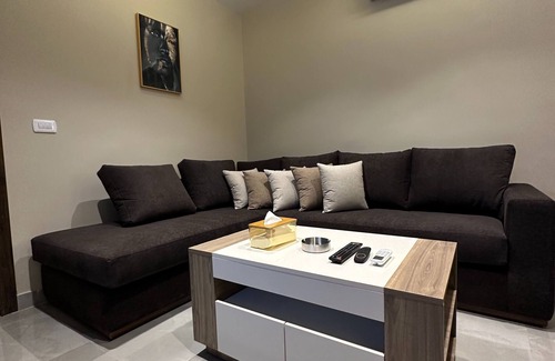 Al Swaifyeh Apartment | Charming Amman Apartment With Modern Furnished