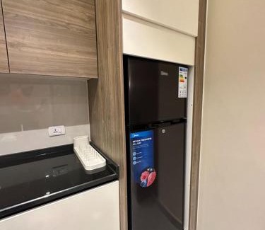 Al Swaifyeh Apartment | Charming Amman Apartment with Modern furnis