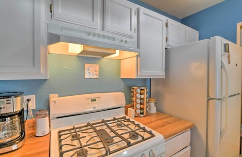Turnagain House | Charming Anchorage Home w/Grill + Deck!
