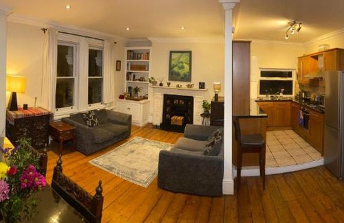 Wandsworth House | Charming and beautiful room in Wandsworth