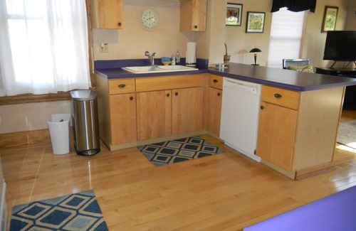 Tyrone House | Charming and comfortable home in the historic district
