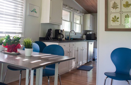 Edgartown Cottage | Charming and cozy Chappy cottage - best of indoor and outdoor beach living!